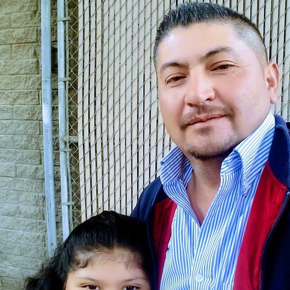 Meet your Posher, Antonio - Picture 1 of 1